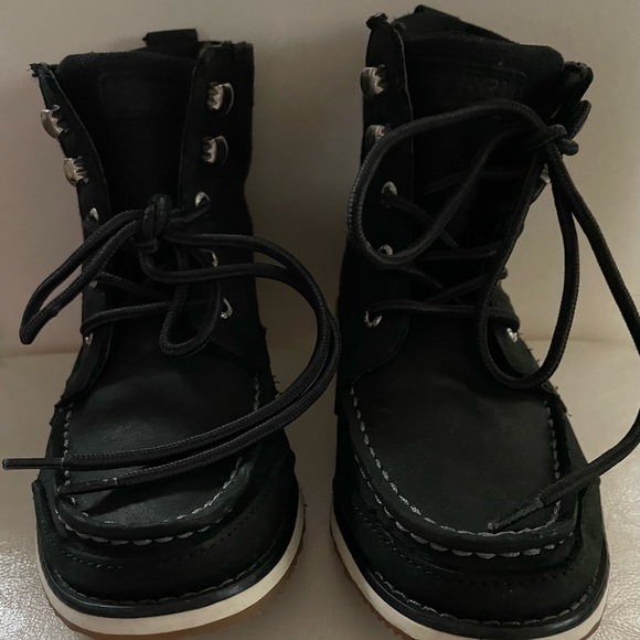 Sperry Top-Slider Dockyard Boots- Boy’s Size 2M, Black - Picture 3 of 6